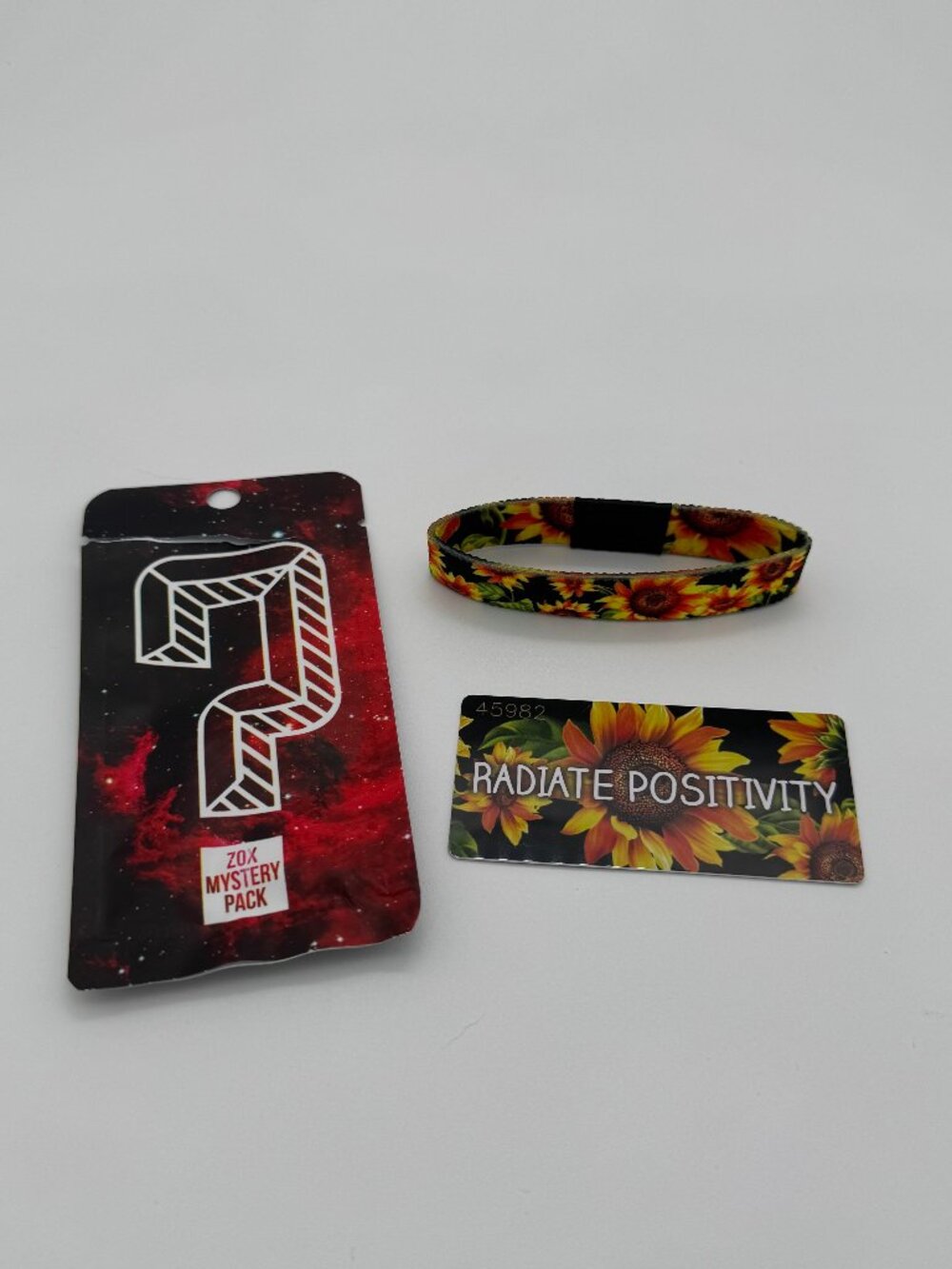 ZOX Radiate Positivity Bracelet Size M Mystery Sunflowers Motivational #45982